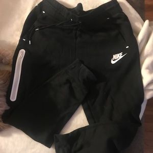 Nike joggers